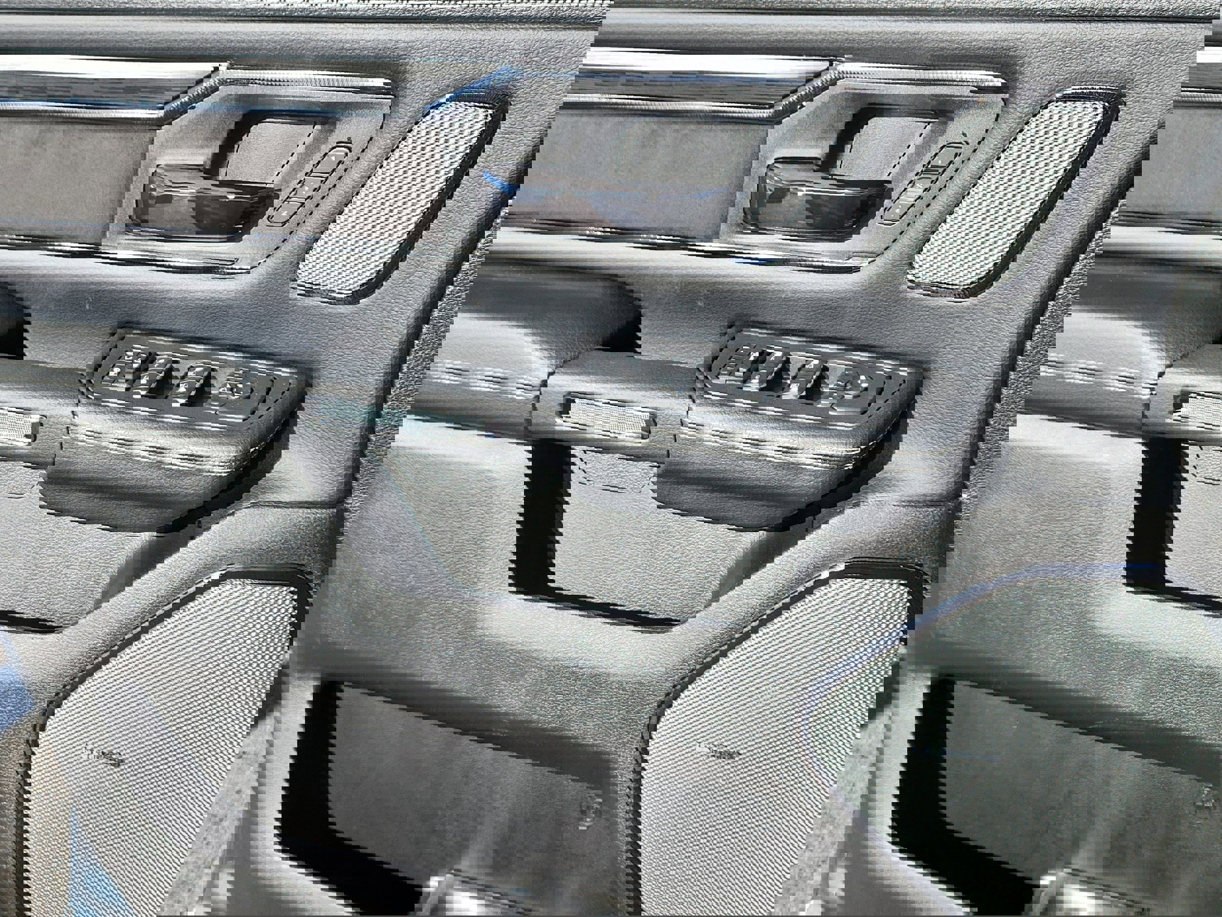 New 2026 RAM 1500 Rebel w/ G/T Package image 9