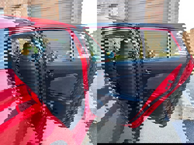 Used 2016 Toyota Prius Three image 20