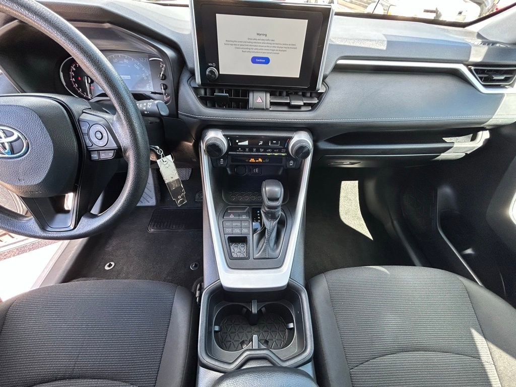 Used 2024 Toyota RAV4 LE image 23