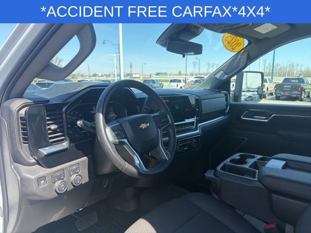 Used 2025 Chevrolet Silverado 2500 LT w/ Convenience Package image 18