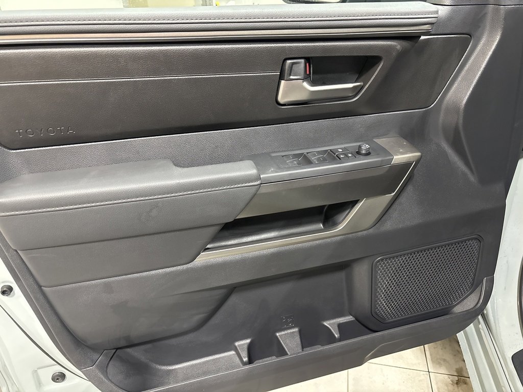 New 2026 Toyota Tundra SR5 image 8