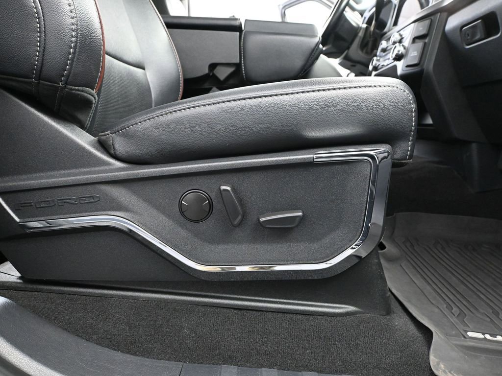 Used 2024 Ford F250 Lariat w/ Black Appearance Package image 47