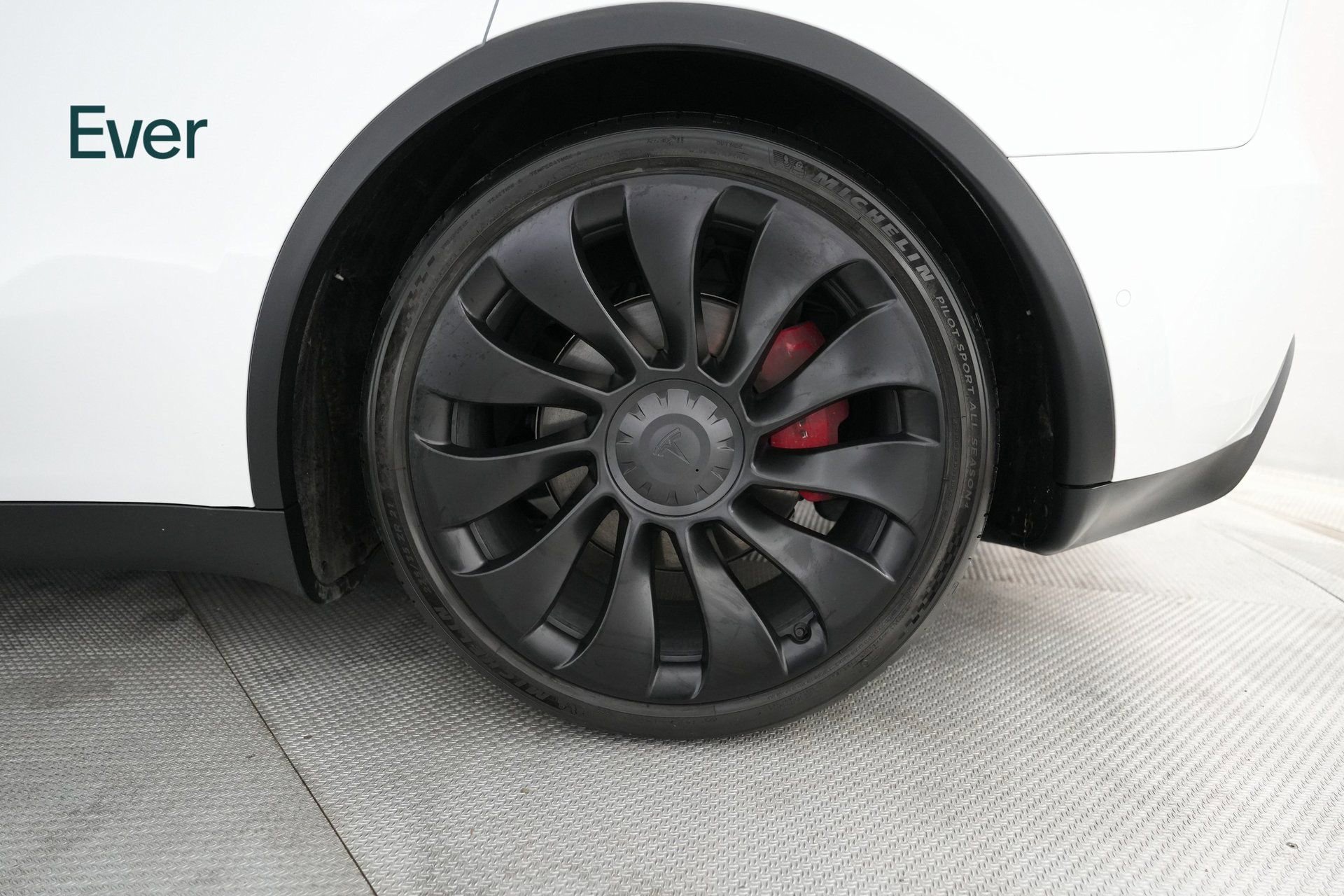 Used 2022 Tesla Model Y Performance image 17