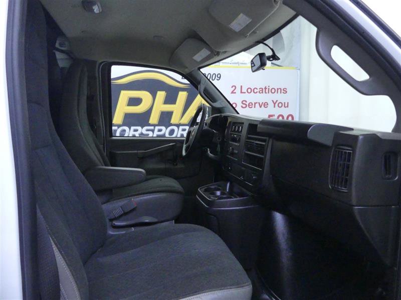 Used 2023 Chevrolet Express 2500 w/ Driver Convenience Package image 9
