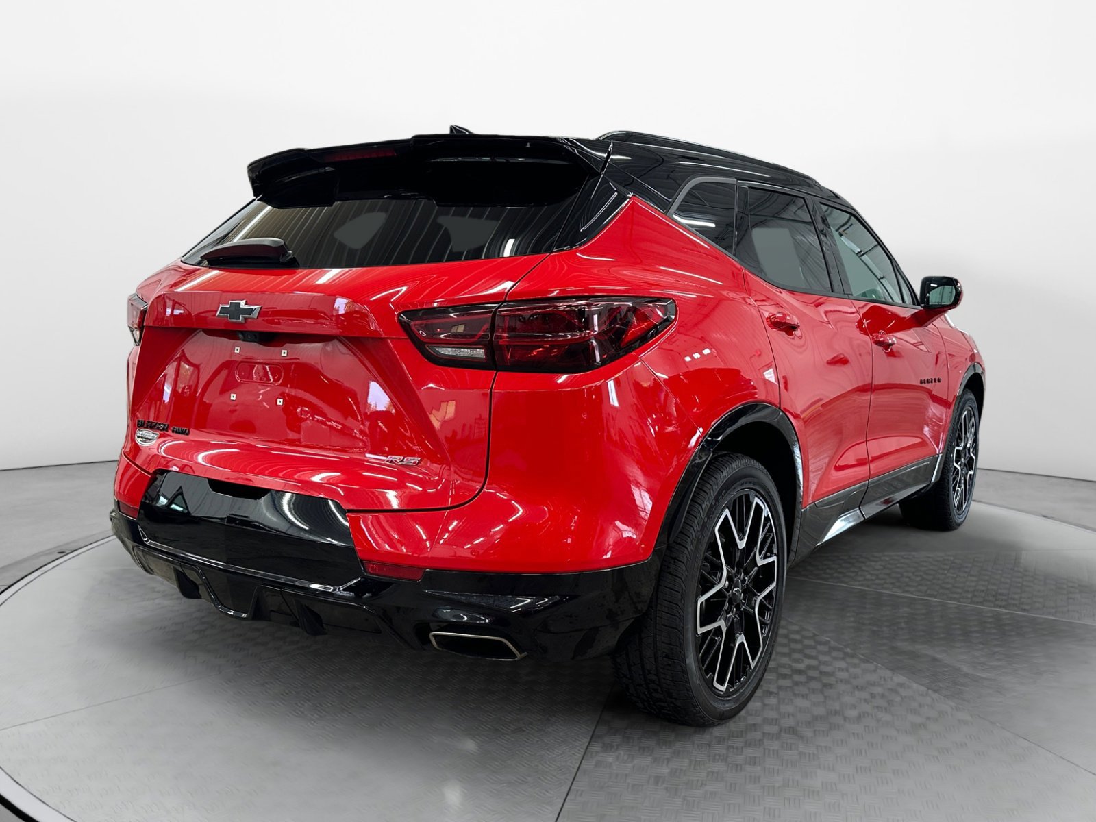Used 2023 Chevrolet Blazer RS w/ Driver Confidence II Package image 5