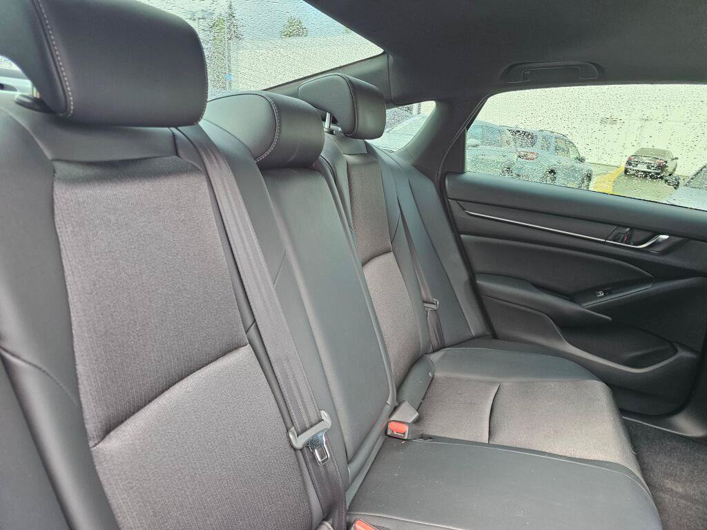 Used 2020 Honda Accord Sport image 12
