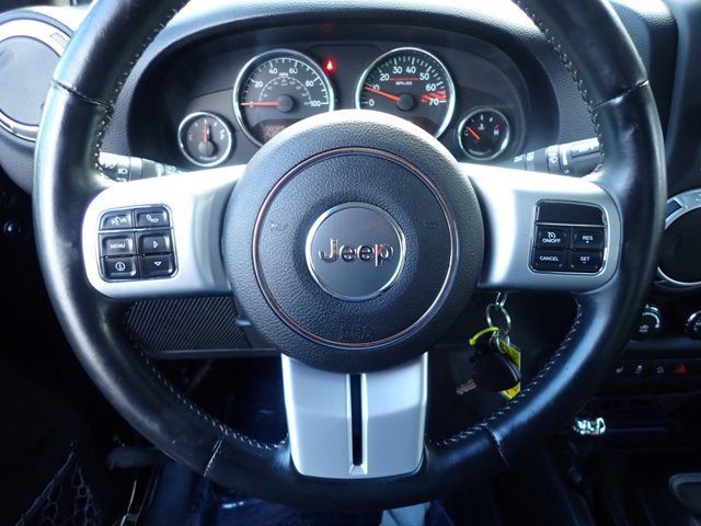 Used 2014 Jeep Wrangler Rubicon AWD/4WD image 12