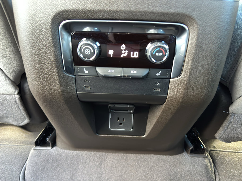 New 2026 Chevrolet Suburban Z71 image 20