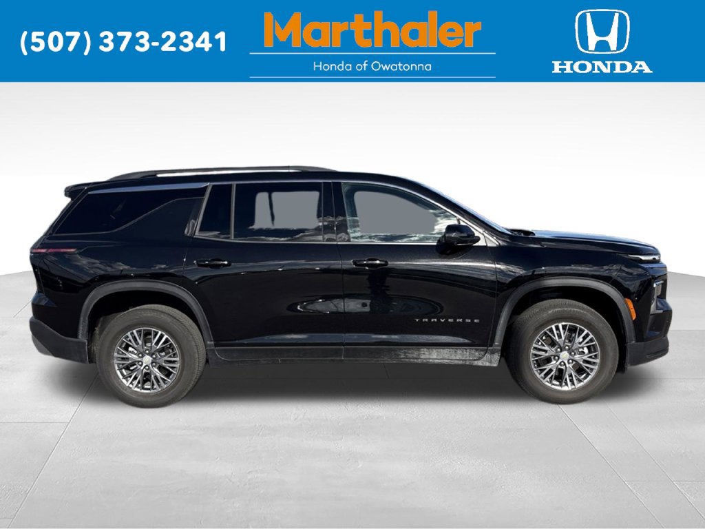 Used 2026 Chevrolet Traverse LT w/ Driver Confidence Package AWD/4WD image 6