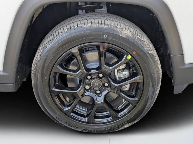 New 2026 Jeep Compass Latitude image 33