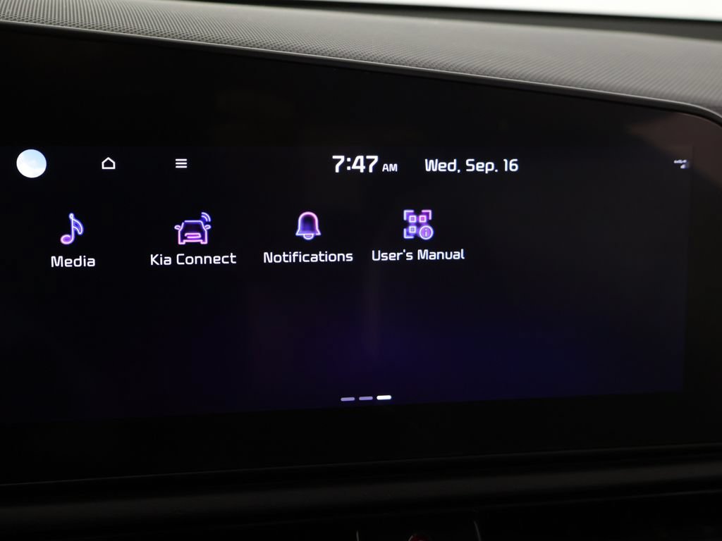 Used 2023 Kia Niro EX Touring FWD image 49
