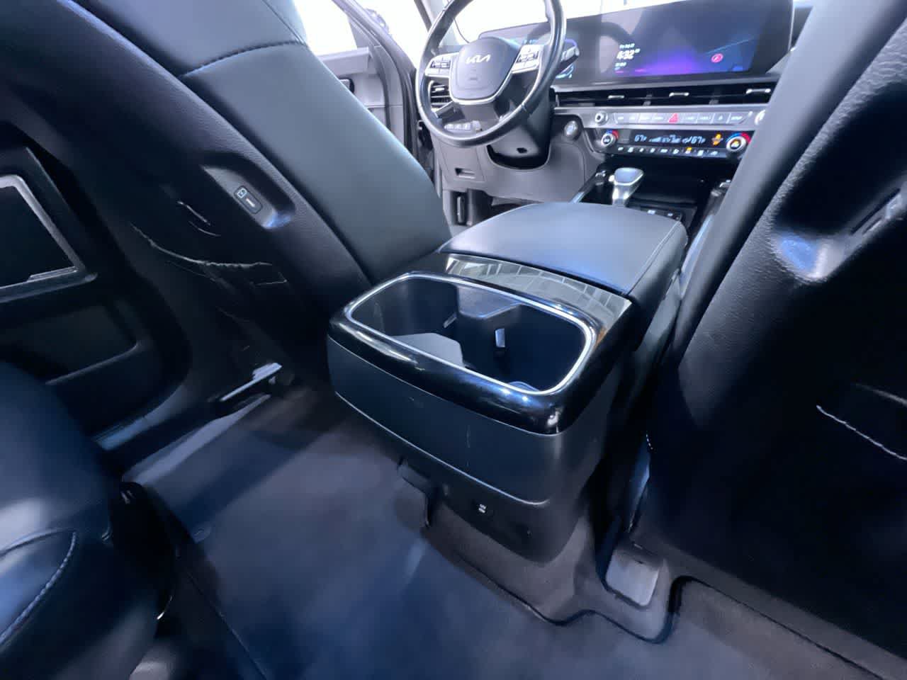 Used 2025 Kia Telluride S FWD image 41