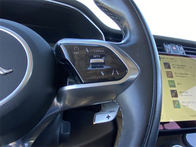 Used 2021 Jaguar F-PACE image 9