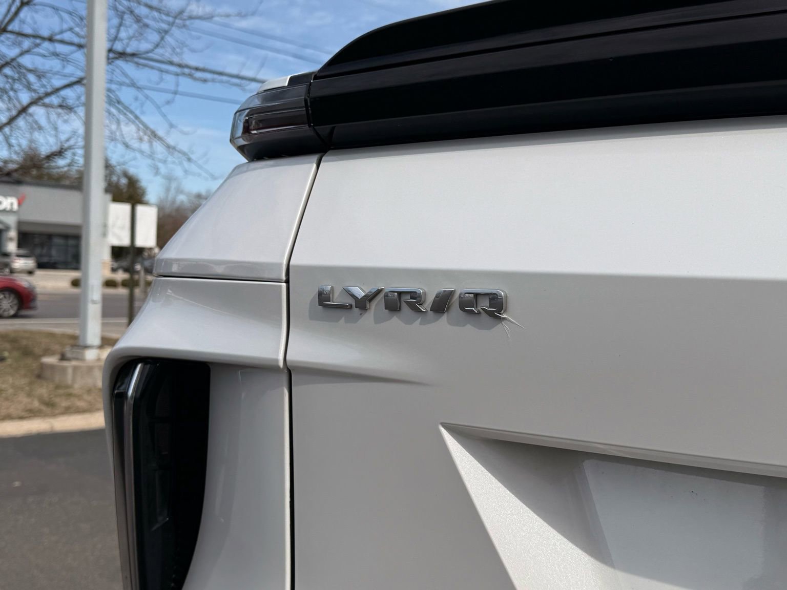 Used 2024 Cadillac Lyriq Tech image 11