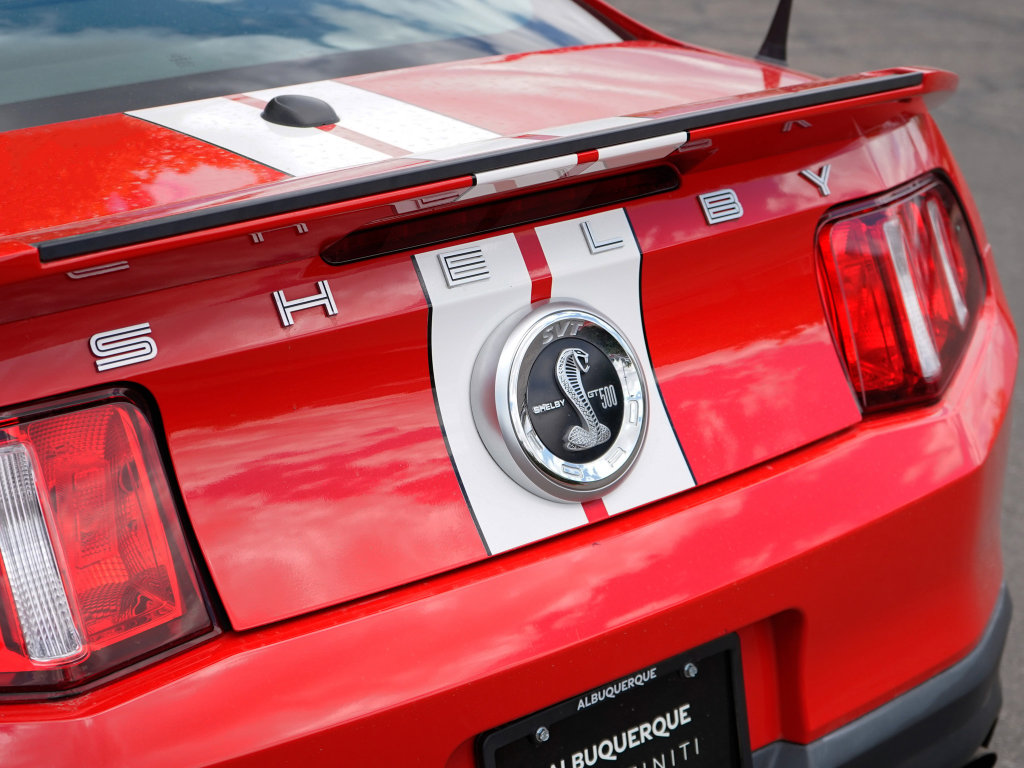 Used 2012 Ford Mustang Shelby GT500 w/ SVT Performance Pkg RWD image 9