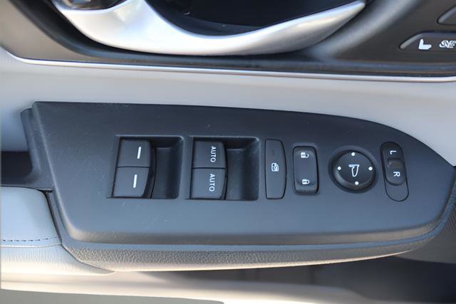 Used 2020 Honda CR-V Touring image 20