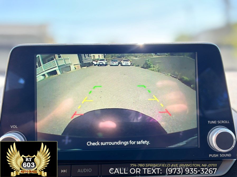 Used 2024 Nissan Sentra SV FWD image 19