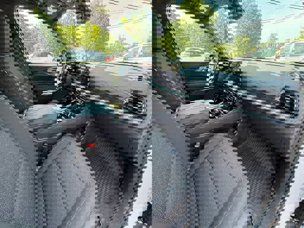 Used 2024 Chevrolet Traverse LT w/ Enhanced Driving Package image 77