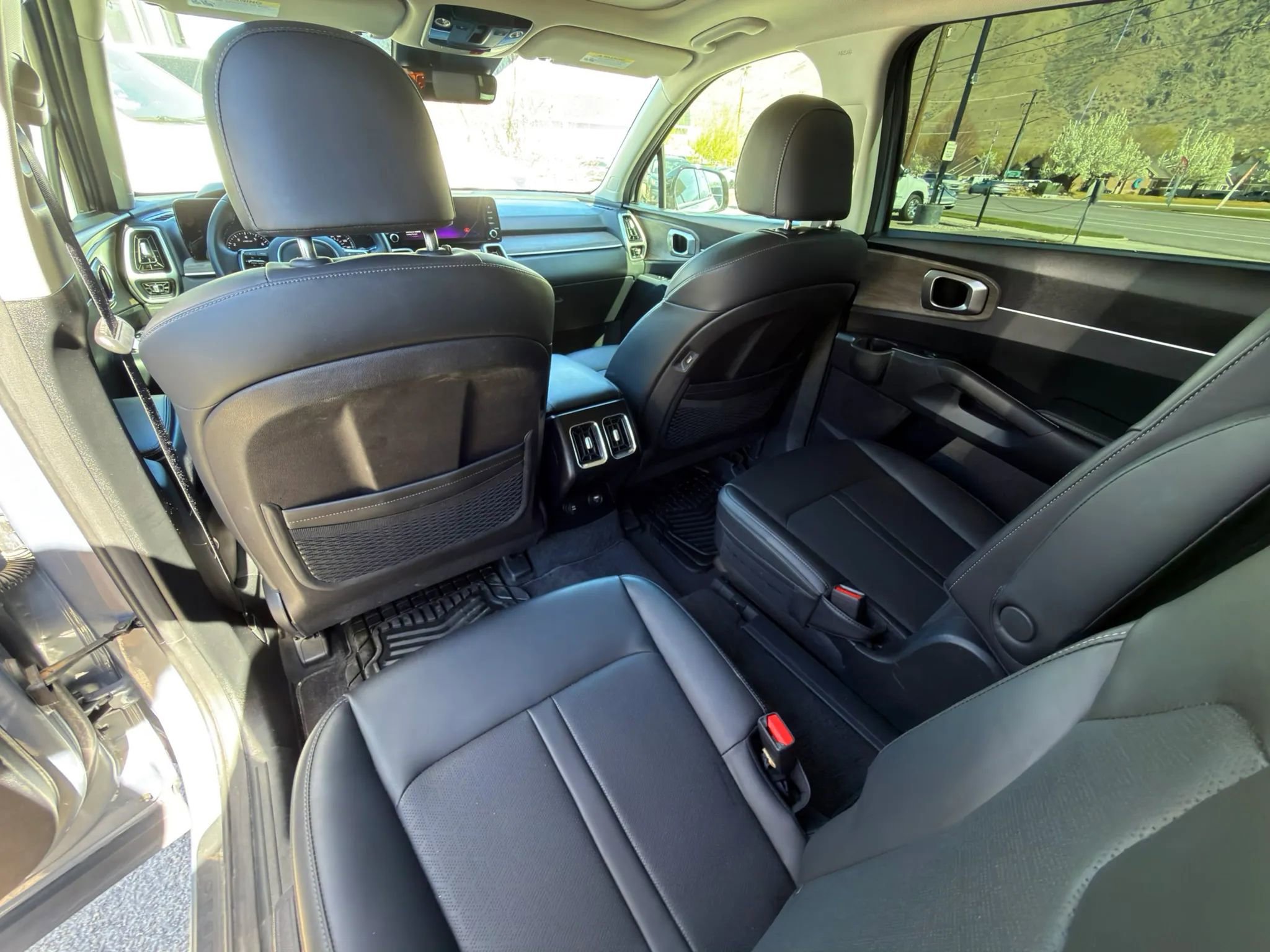 Used 2023 Kia Sorento X-Line EX image 21