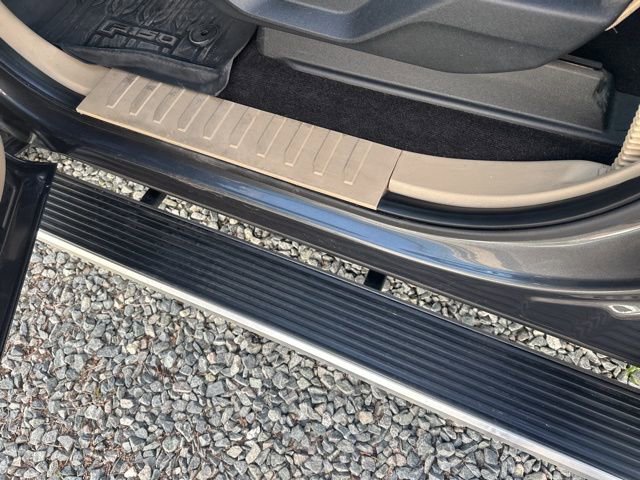 Used 2018 Ford F150 XLT image 10