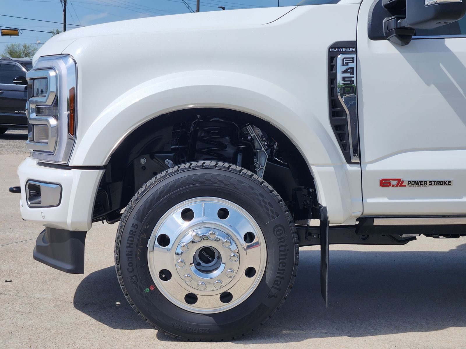 New 2026 Ford F450 Platinum w/ Platinum Plus Package image 9