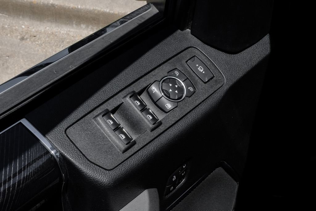 Used 2021 Ford F250 Platinum w/ FX4 Off-Road Package AWD/4WD image 50