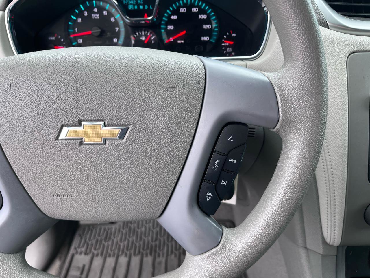 Used 2017 Chevrolet Traverse LS image 26