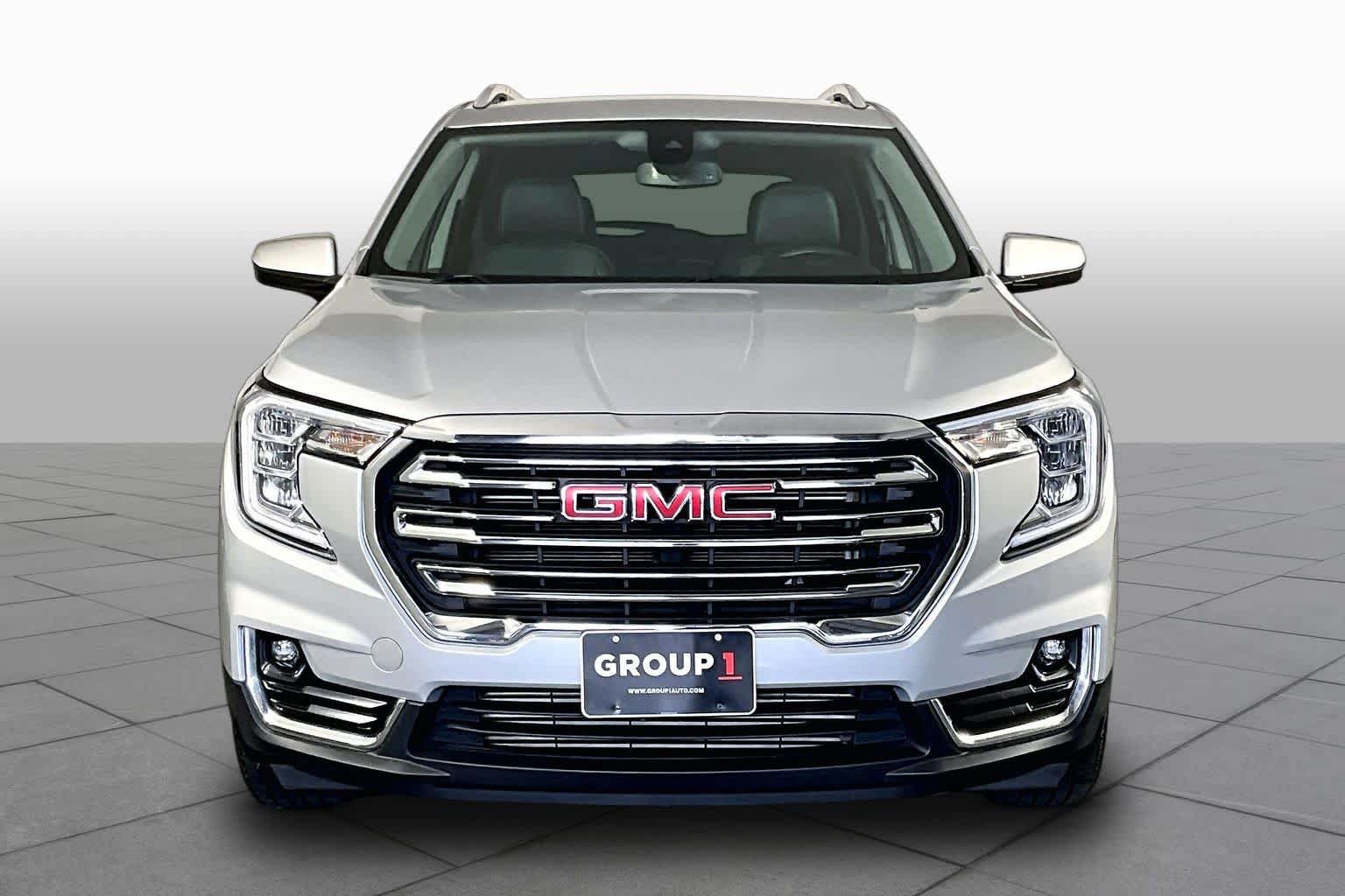 Used 2022 GMC Terrain SLT FWD image 4
