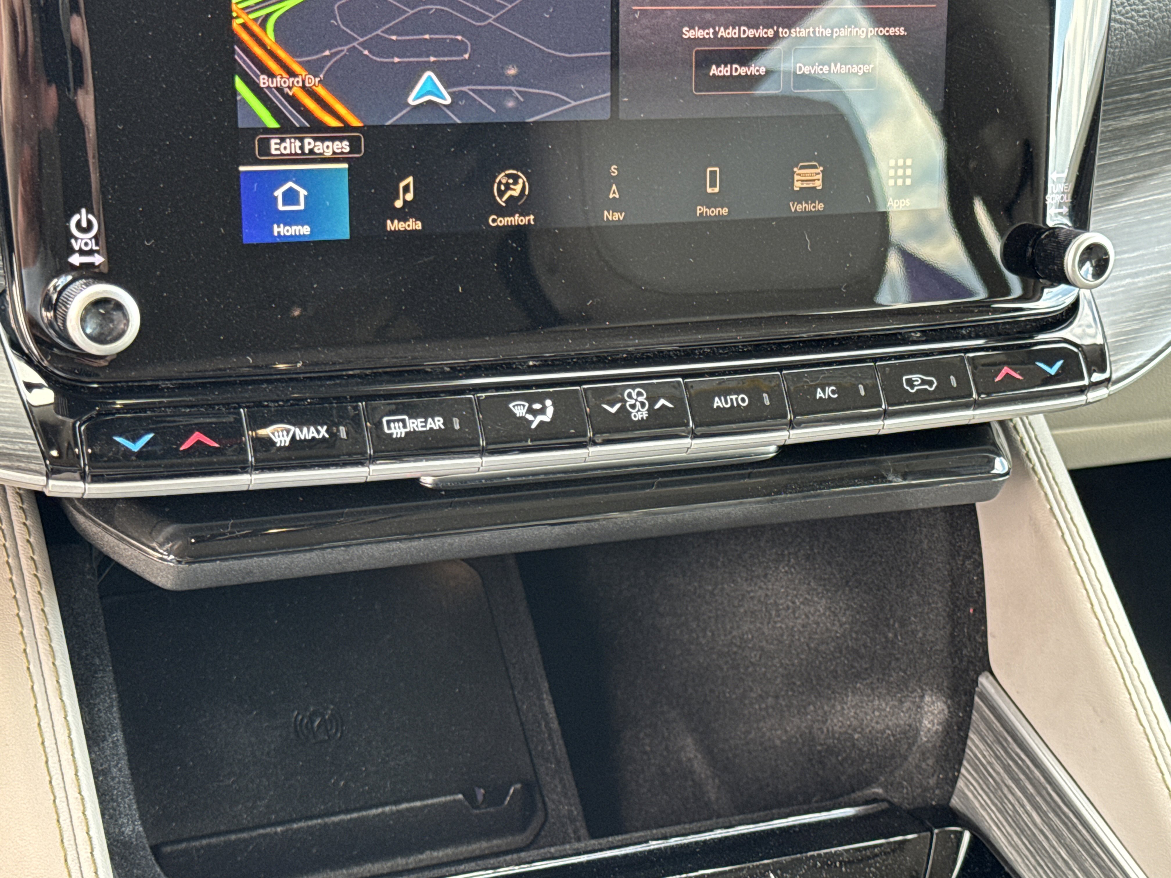 Used 2024 Jeep Wagoneer Series II w/ Flexible Seating Group image 34