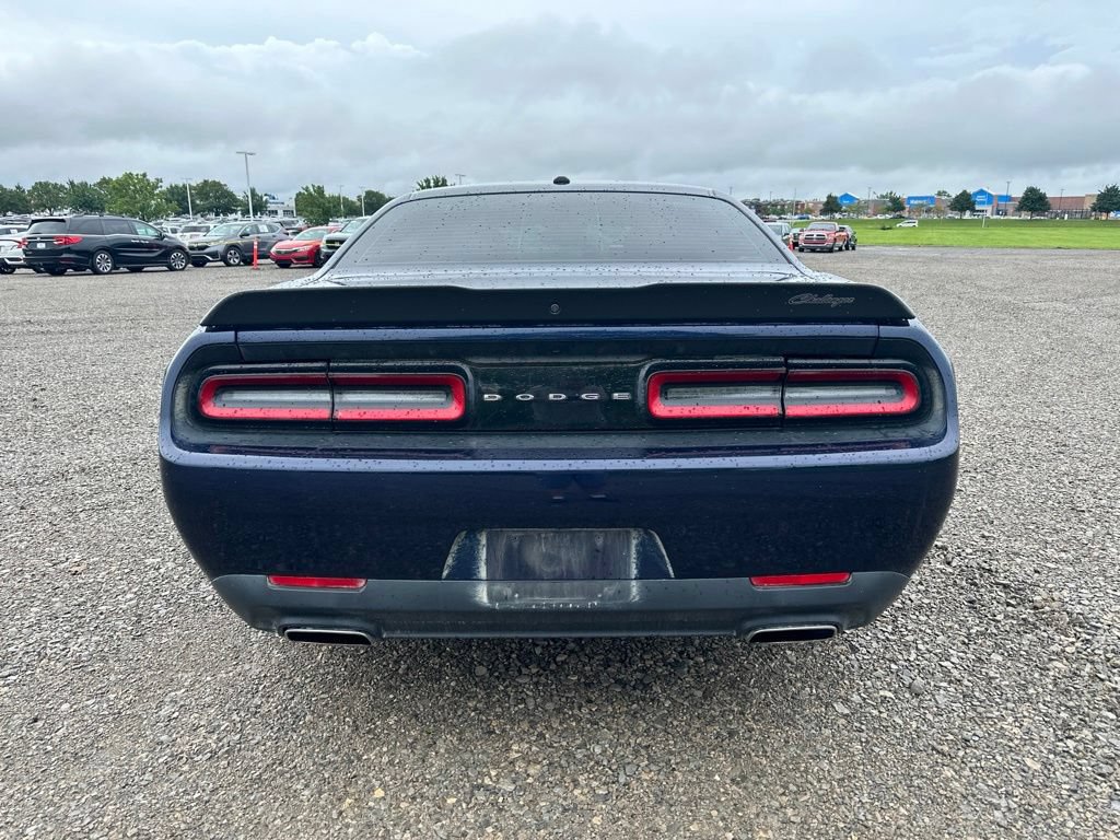 Used 2017 Dodge Challenger SXT w/ Blacktop Package RWD image 7