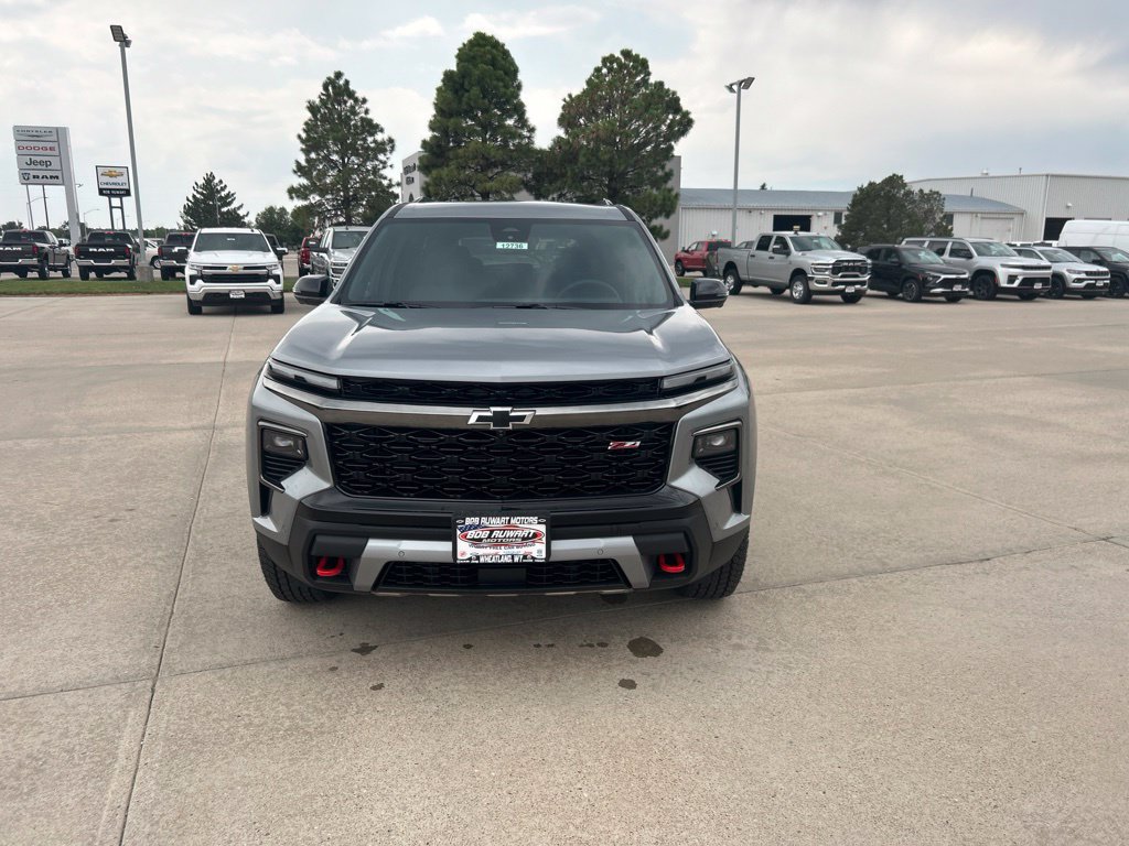 New 2026 Chevrolet Traverse Z71 w/ Enhanced Driving Package AWD/4WD image 9