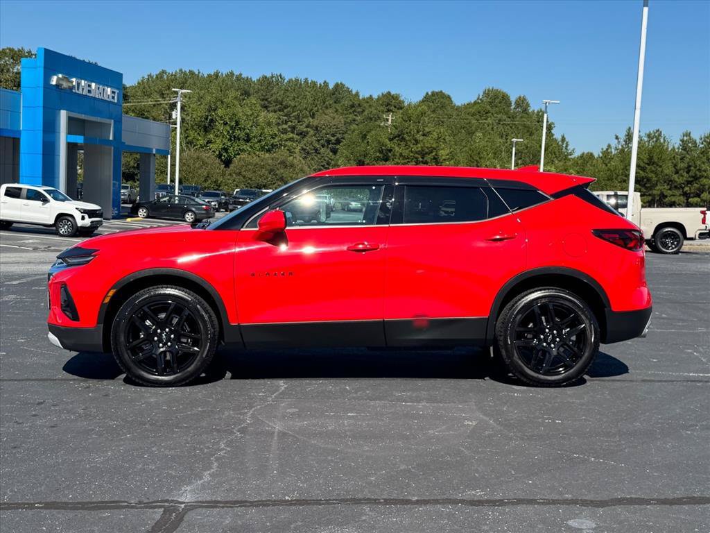 Used 2021 Chevrolet Blazer LT w/ LPO, Black Accent Package FWD image 6