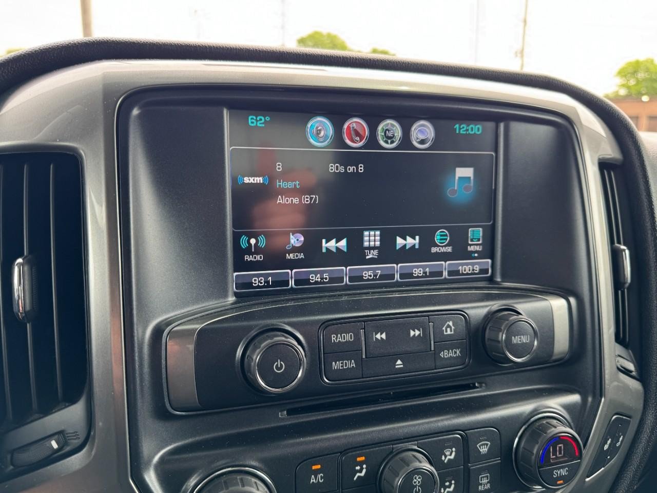 Used 2019 Chevrolet Silverado 1500 LT w/ All Star Edition AWD/4WD image 18