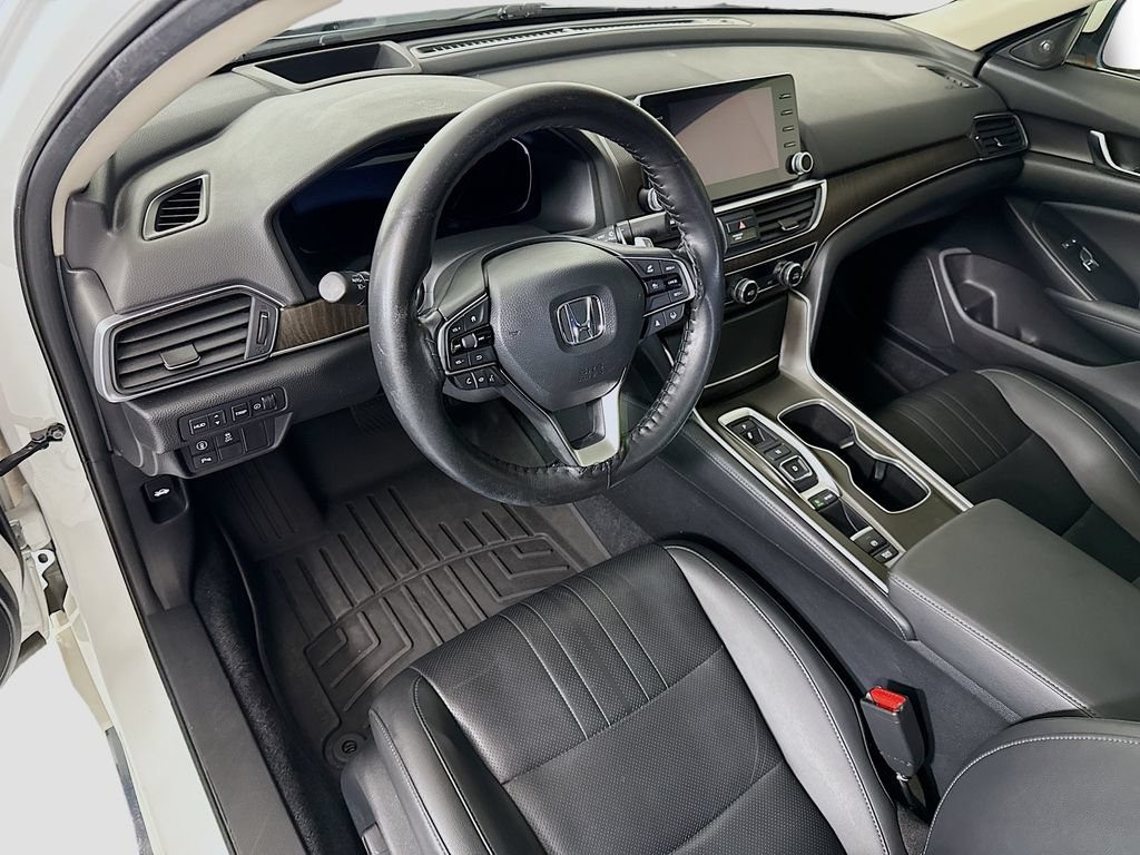Certified 2022 Honda Accord Touring image 9