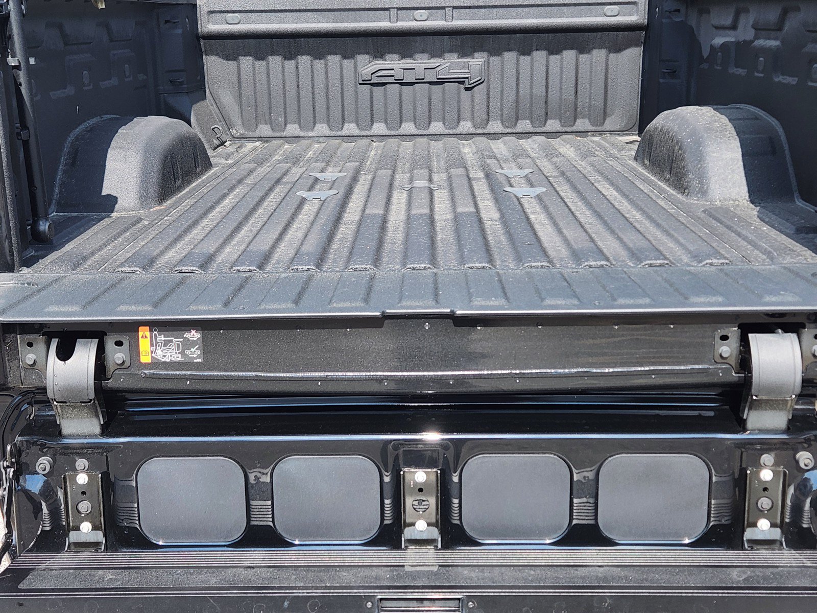Used 2024 GMC Sierra 2500 AT4 w/ AT4 Premium Plus Package AWD/4WD image 26