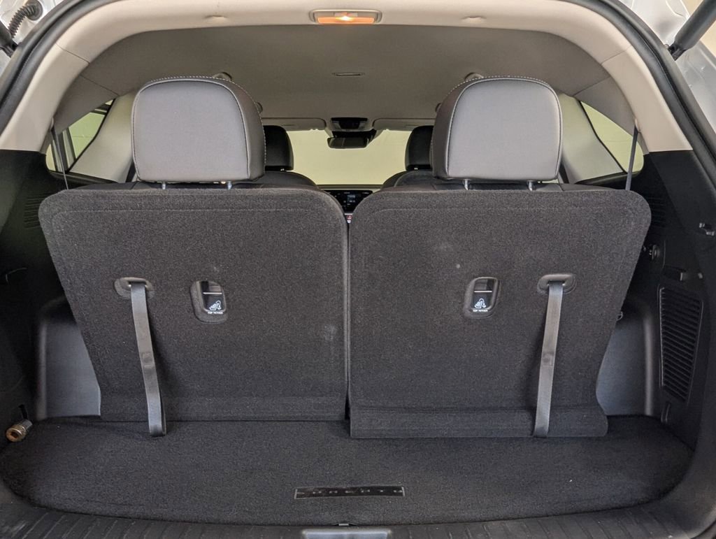 Used 2025 Kia Sorento EX image 24