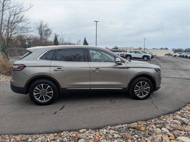 Used 2023 Lincoln Nautilus AWD w/ Premium Package image 6