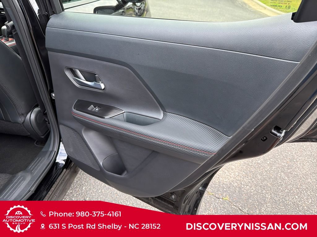 Certified 2025 Nissan Kicks SR FWD image 34