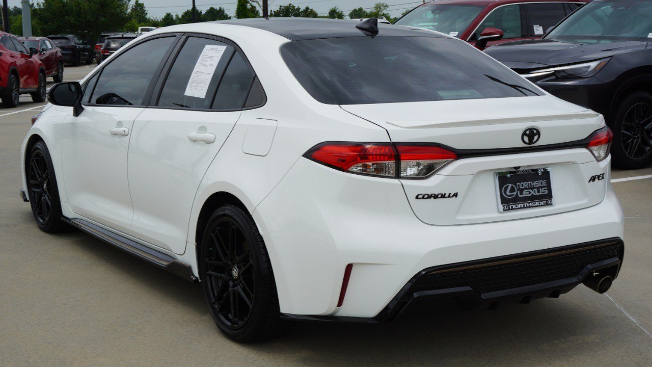 Used 2022 Toyota Corolla SE FWD image 8