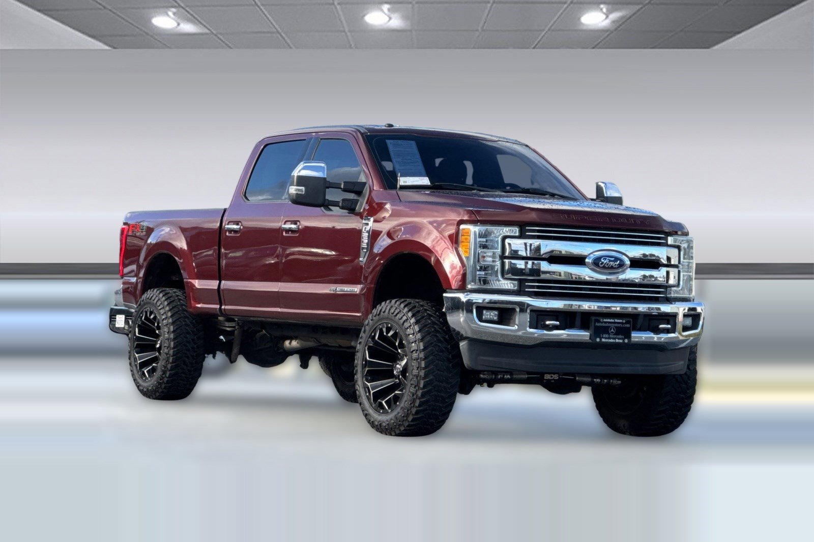 Used 2017 Ford F250 Lariat w/ Chrome Package image 6