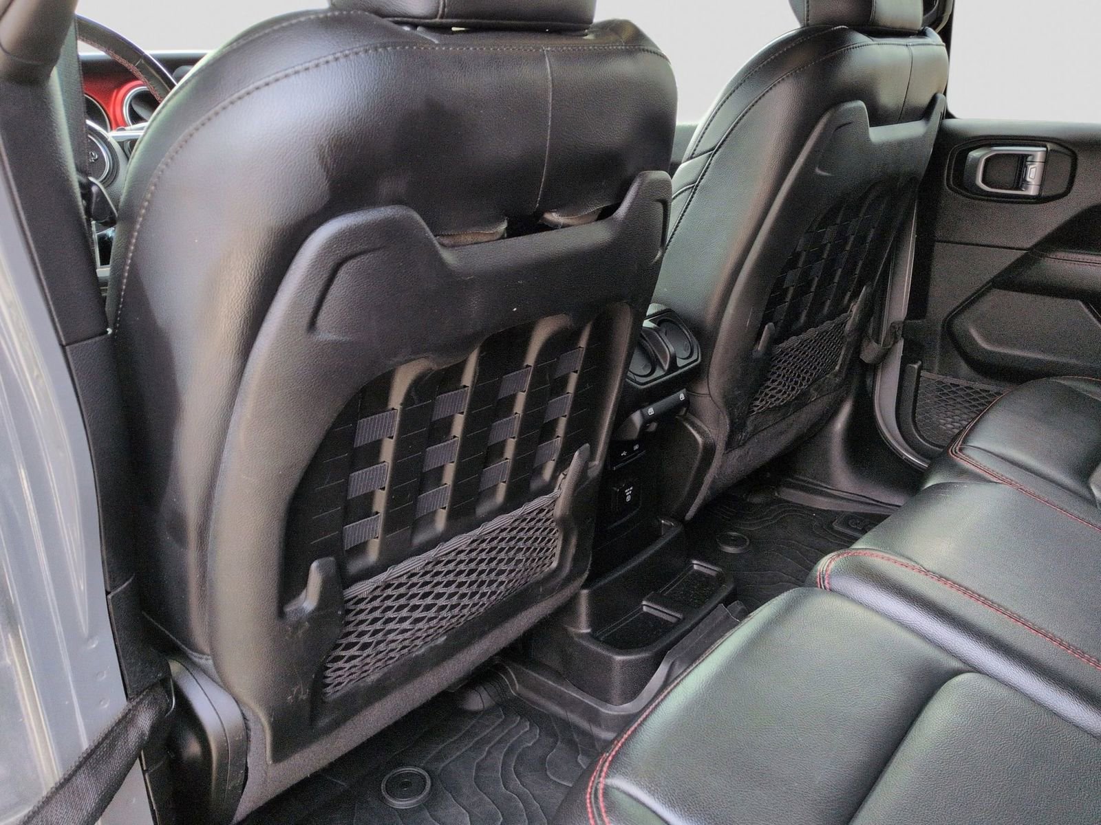 Used 2020 Jeep Wrangler Unlimited Rubicon w/ Uconnect 4C Nav & Sound Group image 21