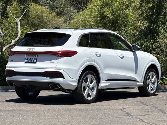 Certified 2025 Audi Q5 Premium w/ Premium Plus AWD/4WD image 5