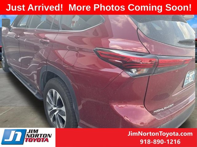 Used 2020 Toyota Highlander XLE FWD image 5