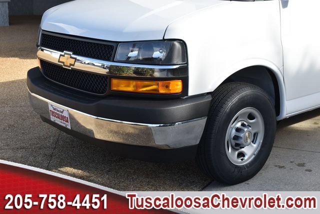New 2025 Chevrolet Express 2500 Extended w/ Enhanced Convenience Package RWD image 26
