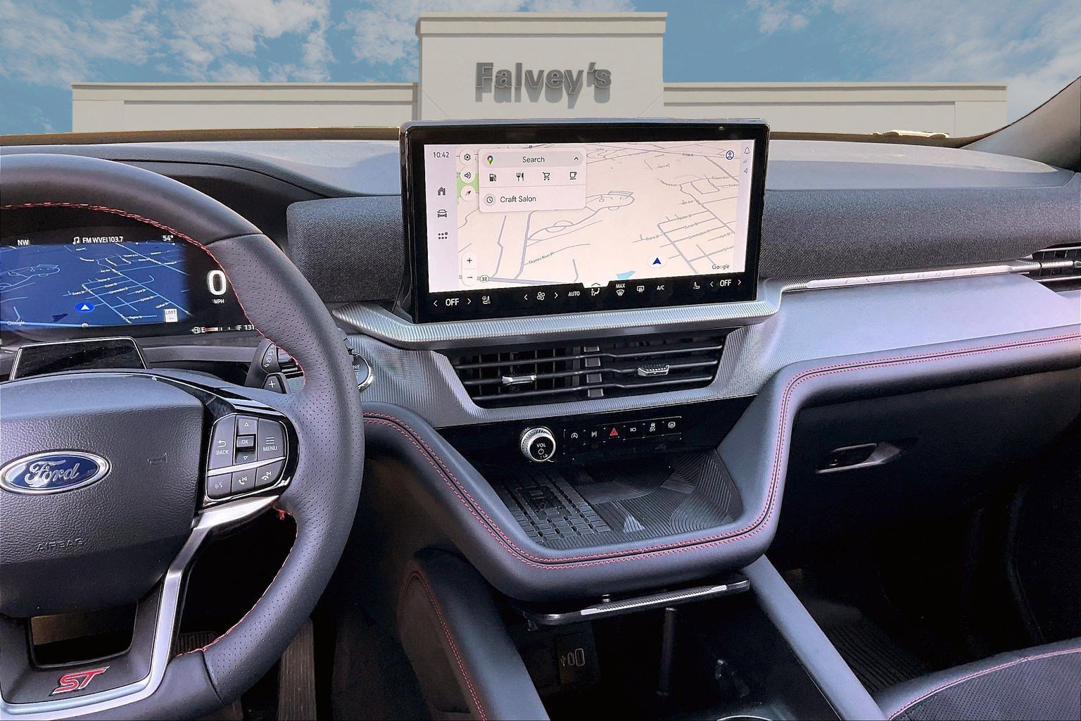 Used 2025 Ford Explorer ST image 6