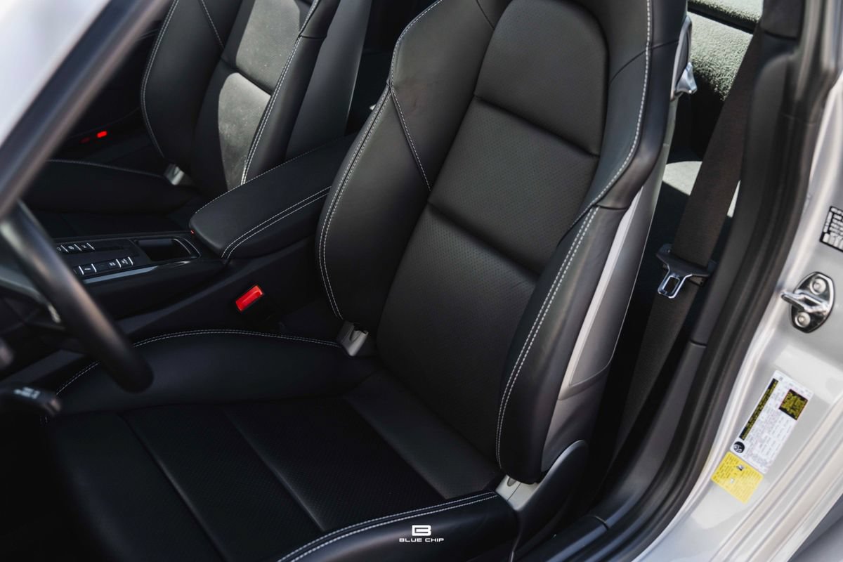 Used 2016 Porsche 911 R RWD image 32