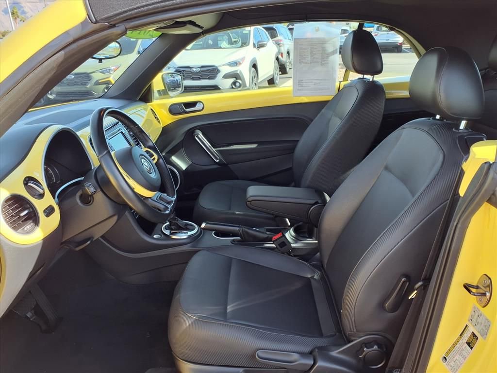 Used 2014 Volkswagen Beetle 2.5 image 22