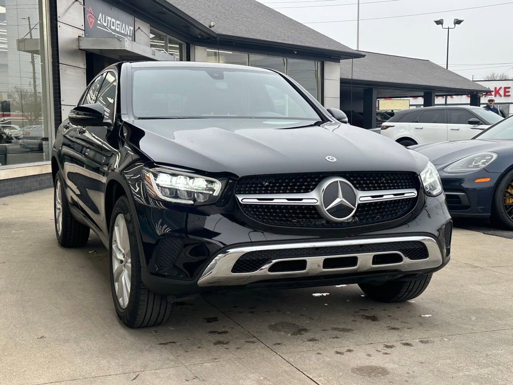 Used 2020 Mercedes-Benz GLC 300 4MATIC Coupe image 11