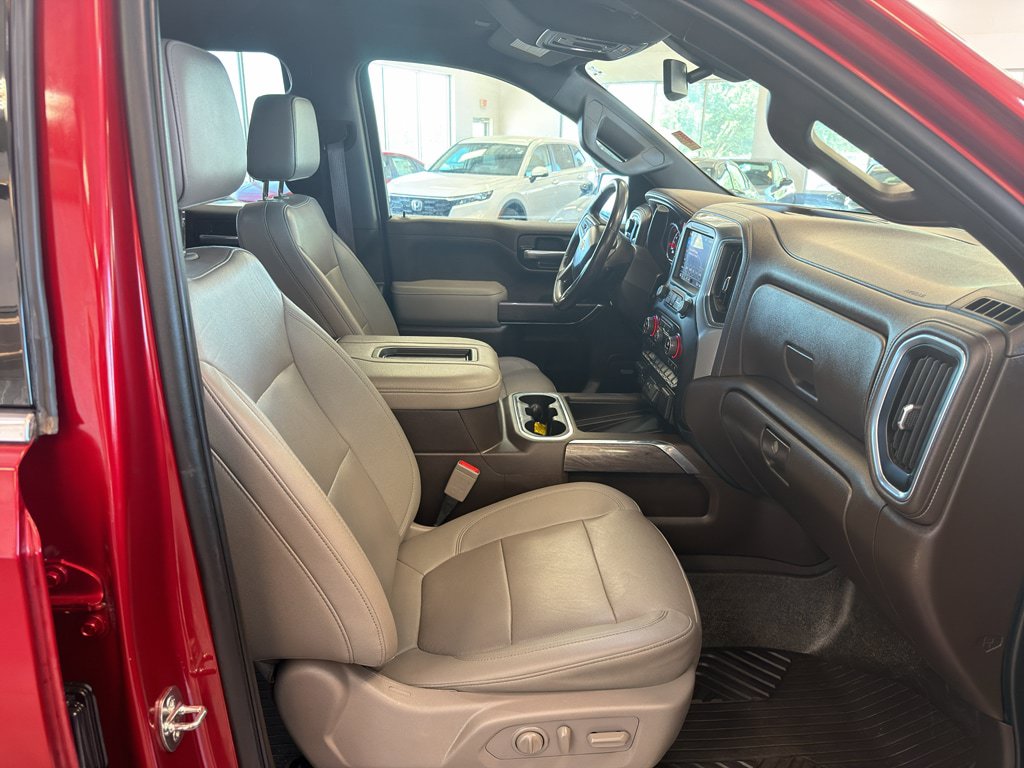 Used 2022 Chevrolet Silverado 1500 LTZ AWD/4WD image 16