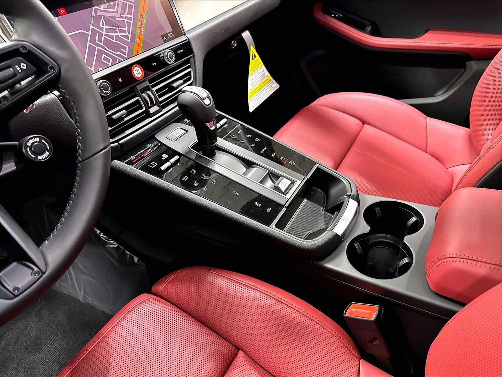 New 2026 Porsche Macan S AWD/4WD image 17